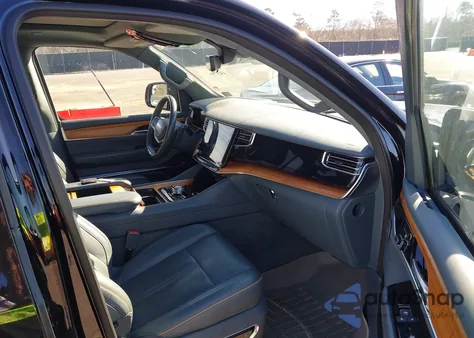 2022 Jeep Grand Wagoneer Series Ii 4X4 z USA, uszkodzony, nr VIN 1C4SJVFJXNS165942